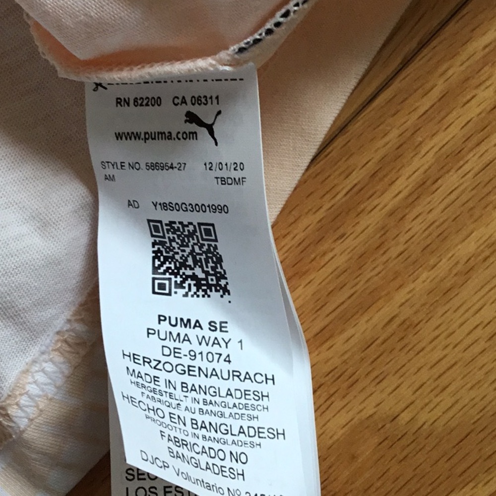 Puma Amplified all-over print, Cropped Hoodie in Blush Peach with White Logo - Picture 8 of 8